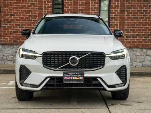 Used 2024 Volvo XC60 B5 Plus w/ Protection Package Premier AWD/4WD image 2