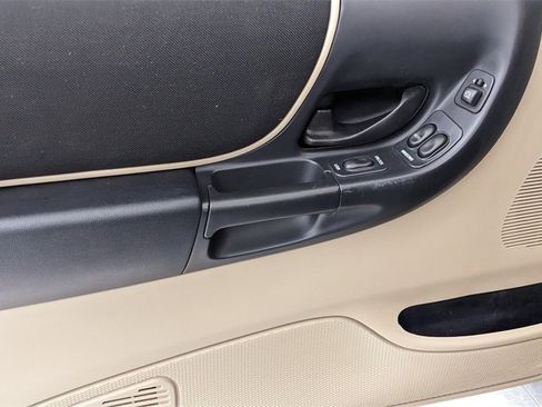 Used 2003 Ford Ranger XLT image 27