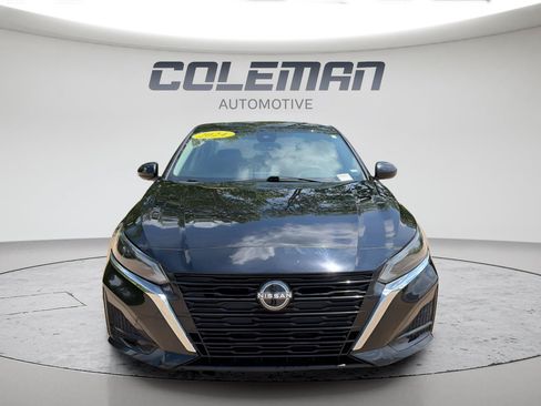 Used 2024 Nissan Altima 2.5 SV FWD image 8