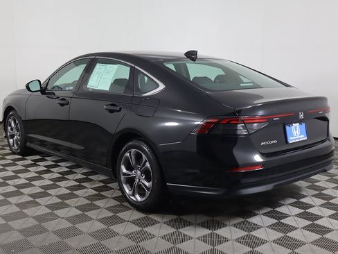 Used 2023 Honda Accord EX image 8