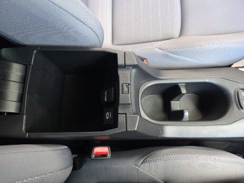 Used 2025 Toyota Corolla Cross AWD Hybrid image 4