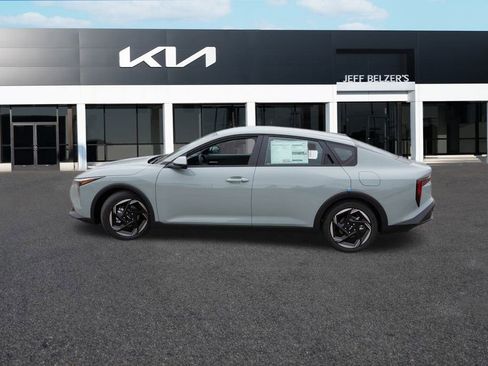 New 2025 Kia K4 EX image 6
