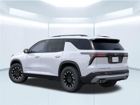 New 2026 Chevrolet Traverse Z71 image 4