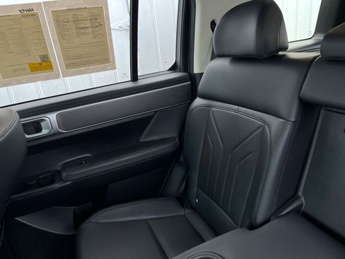 Used 2025 Hyundai Santa Fe SEL image 42