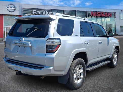 Used 2014 Toyota 4Runner SR5 Premium AWD/4WD image 6