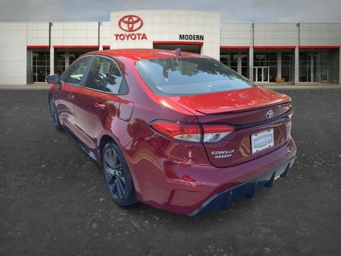 Certified 2025 Toyota Corolla SE FWD image 6
