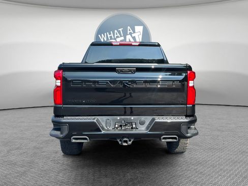 Used 2025 Chevrolet Silverado 1500 LT Trail Boss w/ Dark Appearance Package AWD/4WD image 5