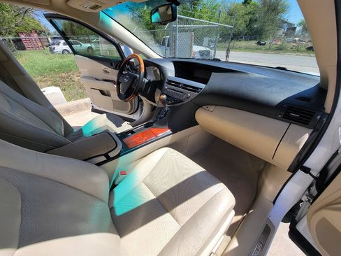 Used 2010 Lexus RX 350 2WD w/ Premium Pkg image 13