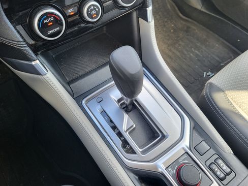 Used 2024 Subaru Forester Premium image 21