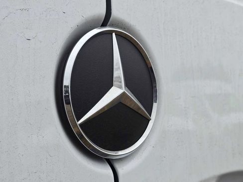 Used 2025 Mercedes-Benz Sprinter 2500 image 19