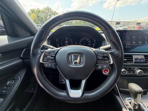 Used 2022 Honda Accord Sport image 9