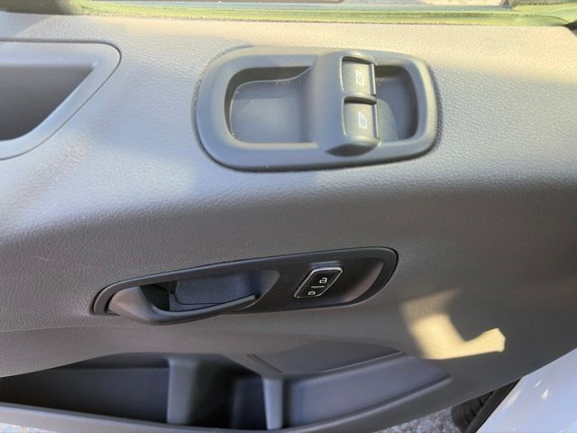 Used 2024 Ford Transit 350 XLT RWD image 15