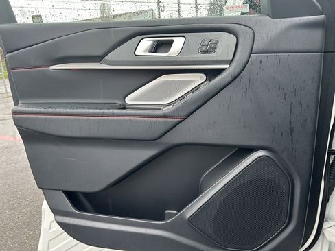 Used 2025 Ford Explorer ST w/ Sun And Sound Package image 22