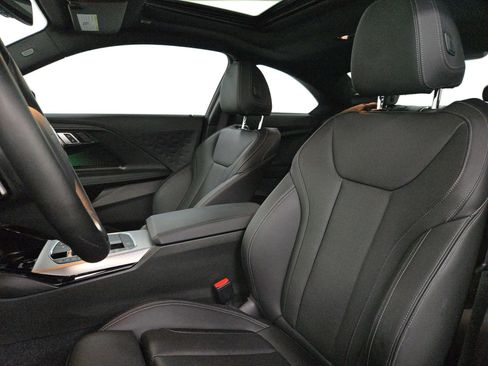 Used 2023 BMW 230i xDrive Coupe w/ Premium Package image 19