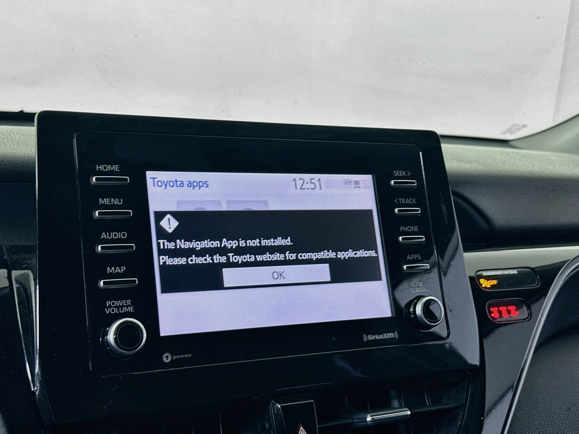 Used 2023 Toyota Camry LE FWD image 21