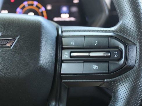 Used 2024 Chevrolet Colorado Trail Boss w/ Technology Package AWD/4WD image 15
