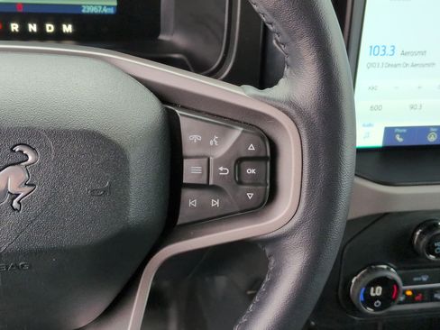 Used 2023 Ford Bronco Badlands image 20