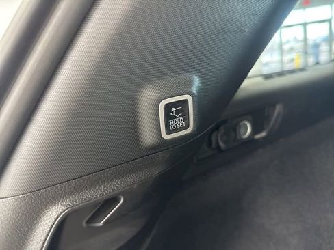 Used 2024 Jeep Grand Cherokee Summit image 12