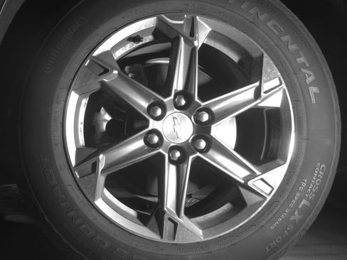 Used 2025 Chevrolet Blazer LT FWD image 12