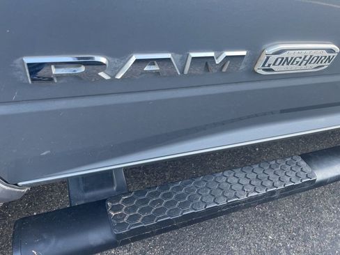 Used 2022 RAM 2500 Limited AWD/4WD image 14