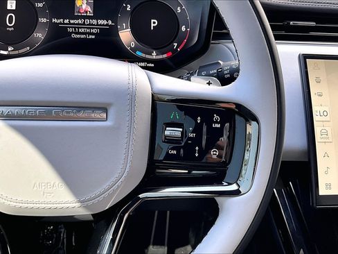 Certified 2025 Land Rover Range Rover Sport Dynamic SE image 19