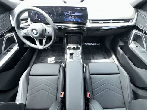 Used 2025 BMW X2 xDrive28i AWD/4WD image 24