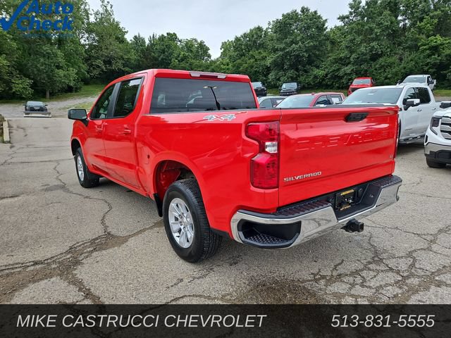 Used 2025 Chevrolet Silverado 1500 LT AWD/4WD image 3