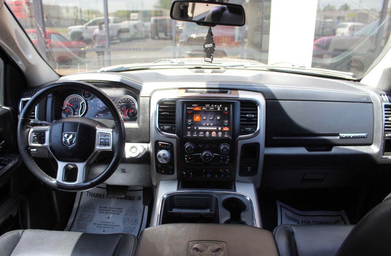 Used 2017 RAM 1500 Laramie w/ Convenience Group AWD/4WD image 20
