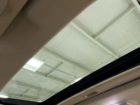 Used 2013 Chrysler 200 Limited w/ Sun/Sound Group image 18