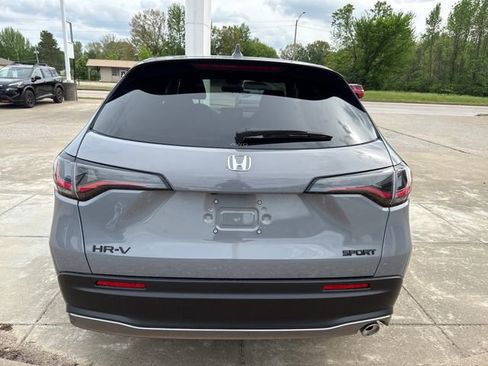 New 2026 Honda HR-V Sport image 4