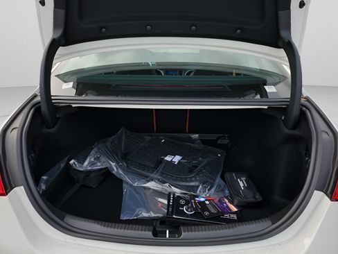 Certified 2026 Mercedes-Benz C 300 Sedan image 6