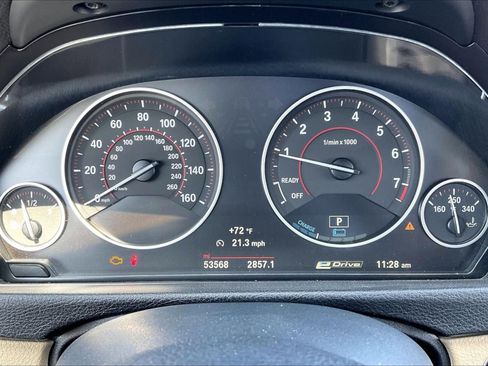 Used 2018 BMW 330e w/ Convenience Package RWD image 20