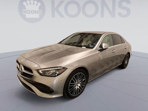 Used 2024 Mercedes-Benz C 300 Sedan image 5