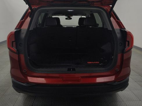 Used 2024 GMC Terrain SLT w/ Elevation Edition FWD image 29
