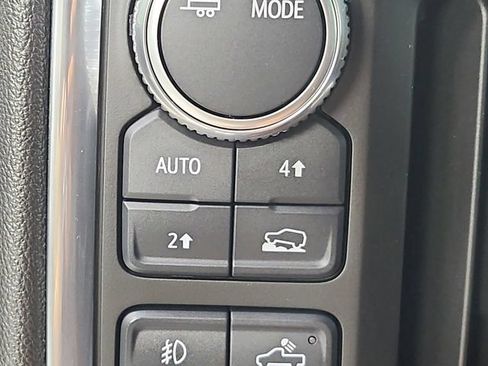 Used 2021 GMC Sierra 1500 SLT w/ SLT Premium Package AWD/4WD image 27