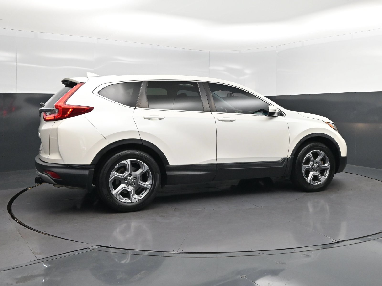 Used 2018 Honda CR-V EX-L image 8
