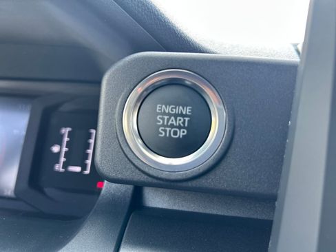 New 2026 Toyota 4Runner SR5 AWD/4WD image 24