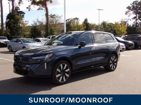 New 2025 Volvo EX90 Ultra image 3