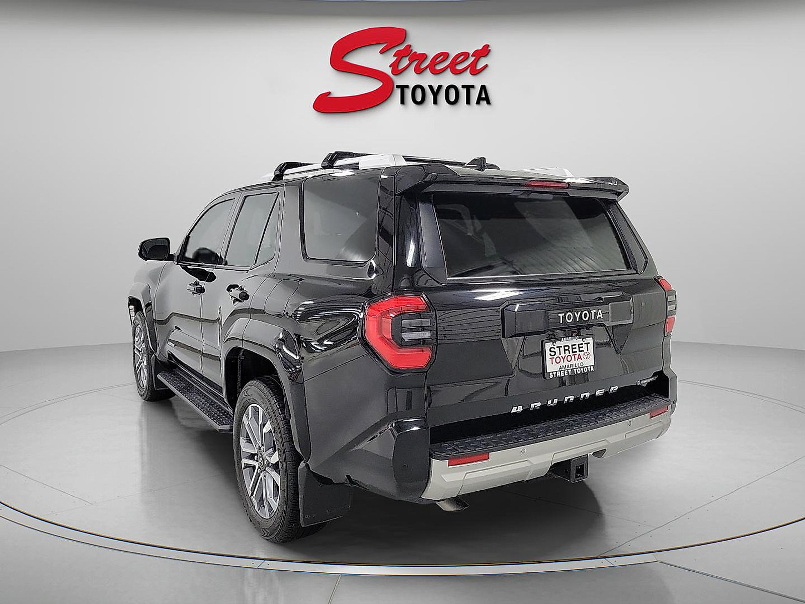 Certified 2025 Toyota 4Runner Limited AWD/4WD image 2