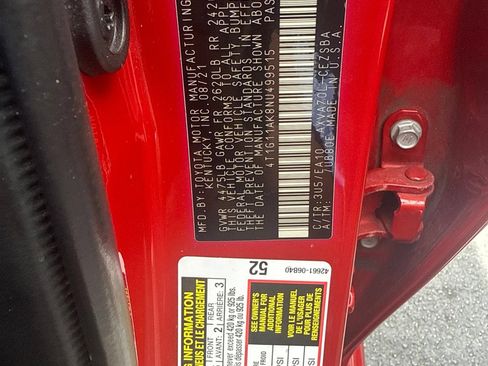 Used 2022 Toyota Camry SE FWD image 11