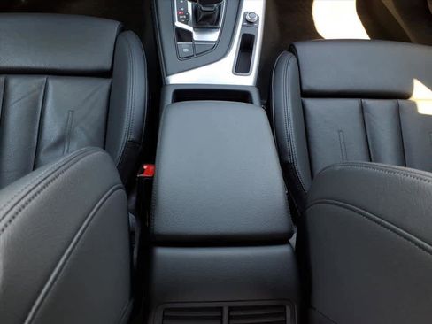 Used 2019 Audi A4 2.0T Premium w/ Convenience Package image 30