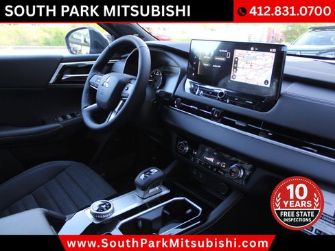 New 2026 Mitsubishi Outlander LE image 10