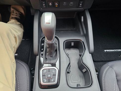 New 2026 Nissan Frontier SV image 24