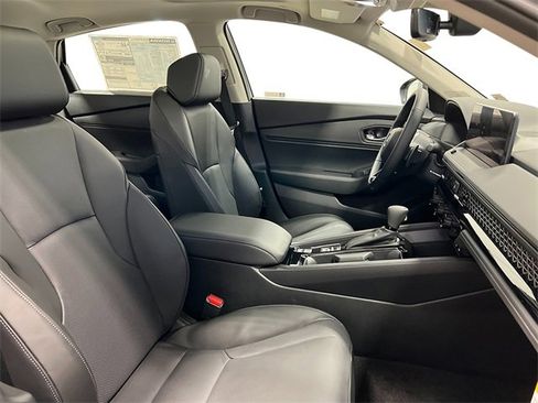 New 2025 Honda Accord EX-L image 32