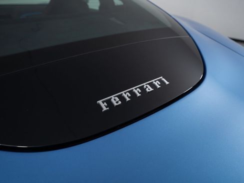 Used 2023 Ferrari Roma RWD image 28