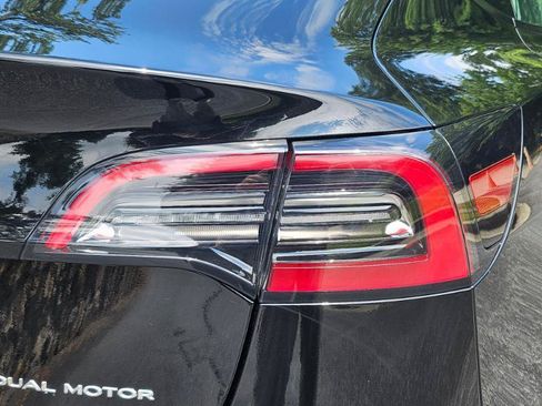 Used 2023 Tesla Model 3 Long Range AWD/4WD image 29