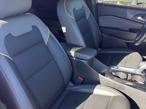 Used 2024 Chevrolet Trax ACTIV w/ Driver Confidence Package image 9