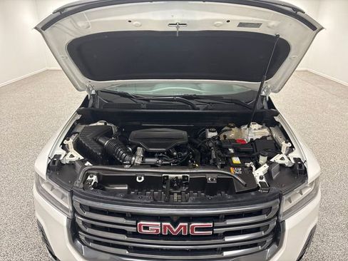 Used 2020 GMC Acadia AT4 image 18