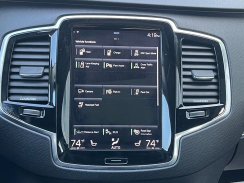 Used 2016 Volvo XC90 T8 Momentum image 35