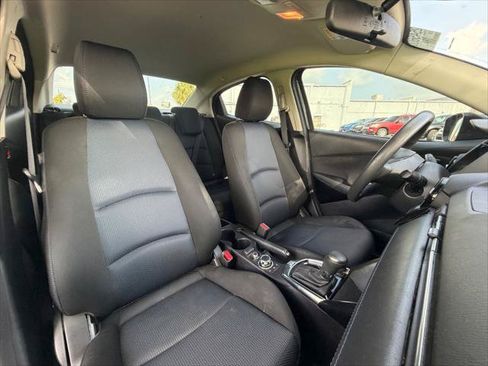 Used 2018 Toyota Yaris iA FWD image 11